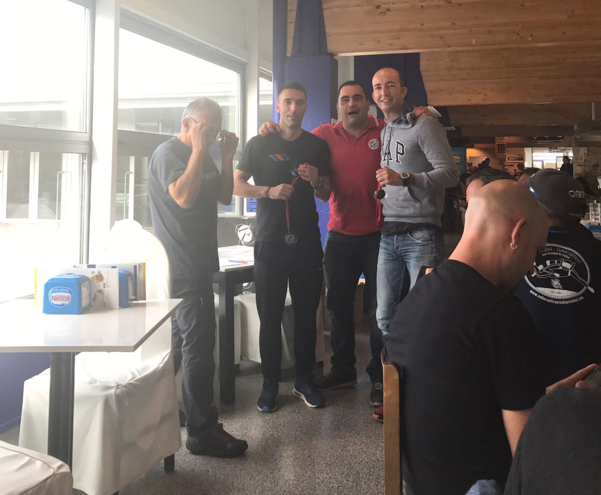 Javier Les, Daniel P&eacute;rez y Eloy Rold&aacute;n, vencen en el Campeonato Navarro de Pesca Submarina por Equipos.